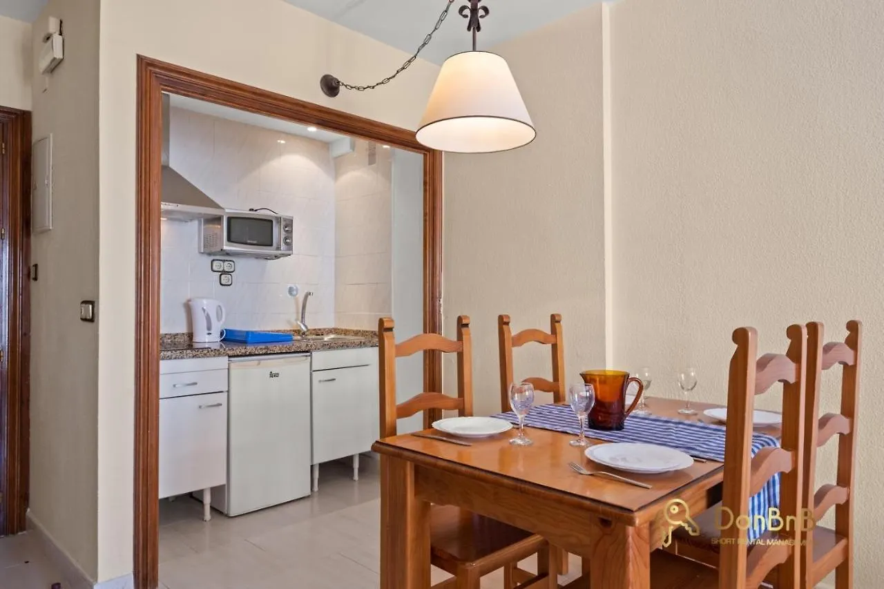 Aparthotel Apartamentos Con Parking Privado En El Paseo Maritimo De Fuengirola