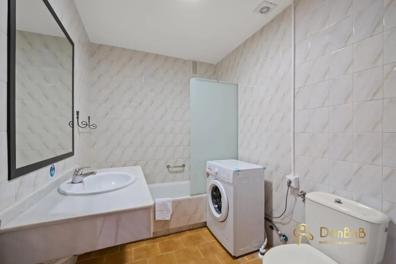 Aparthotel Apartamentos Con Parking Privado En El Paseo Maritimo De Fuengirola