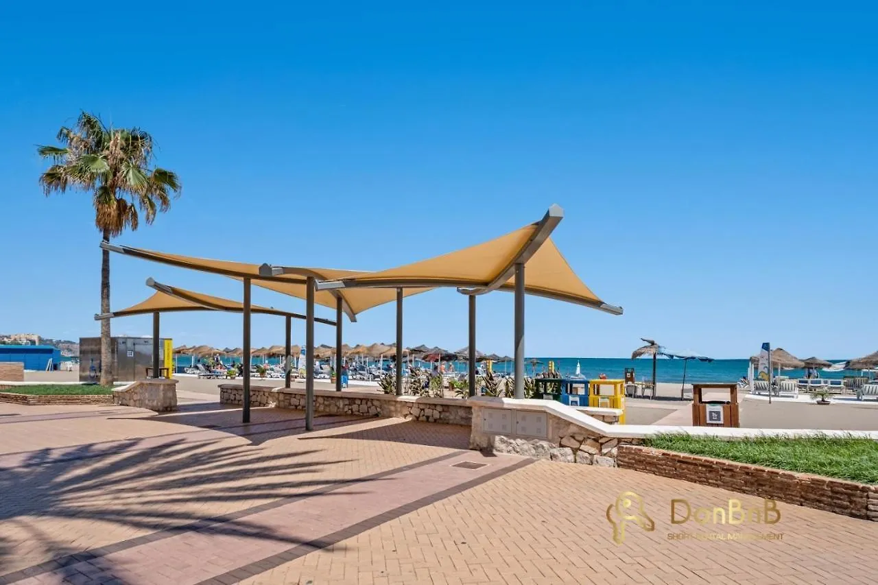 Apartamentos Con Parking Privado En El Paseo Maritimo De Fuengirola
